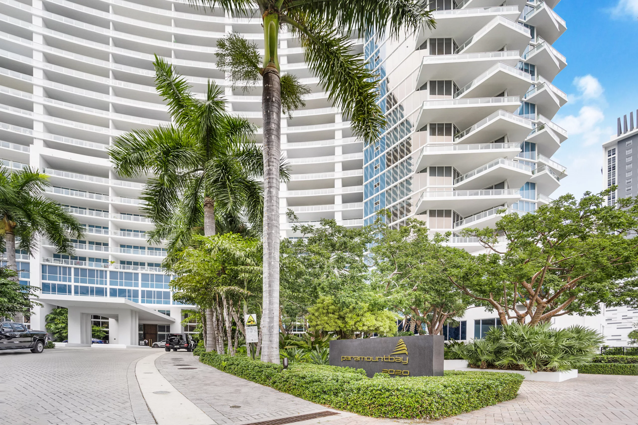 paramount bay waterfront paradise building entrance