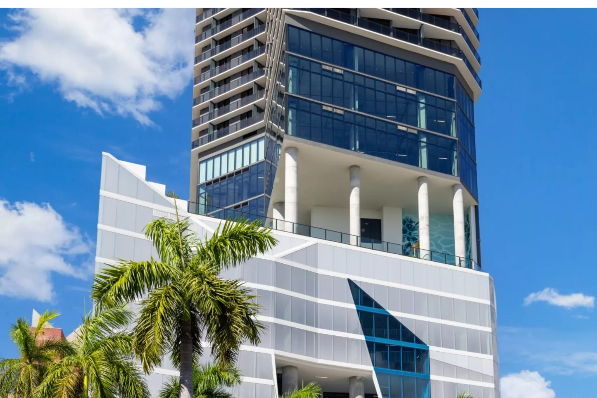 xr:d:DAF1Adlq11A:12,j:4219157079865789093,t:23112318