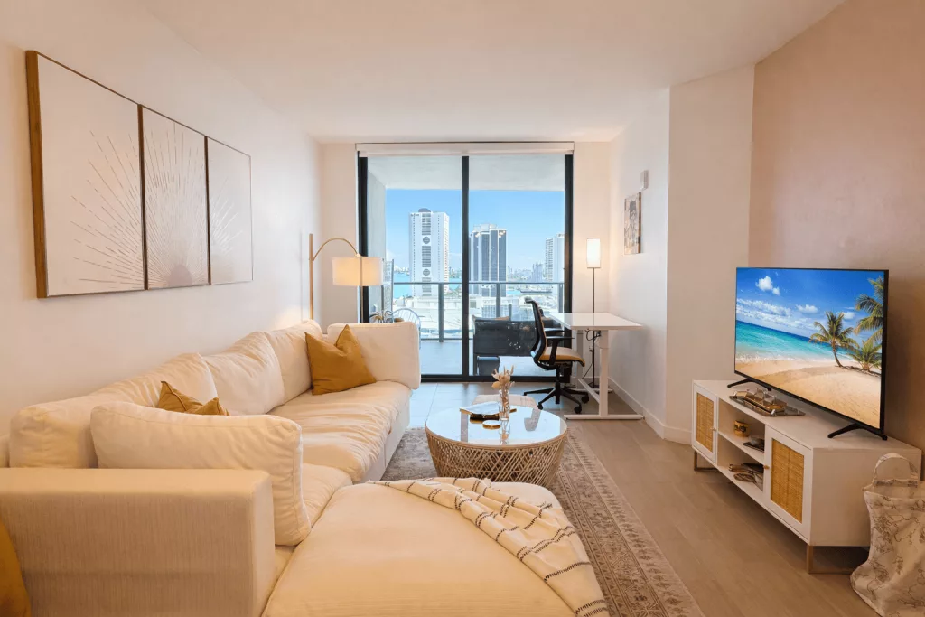 Canvas Miami Short-Term Rental_Lunabase